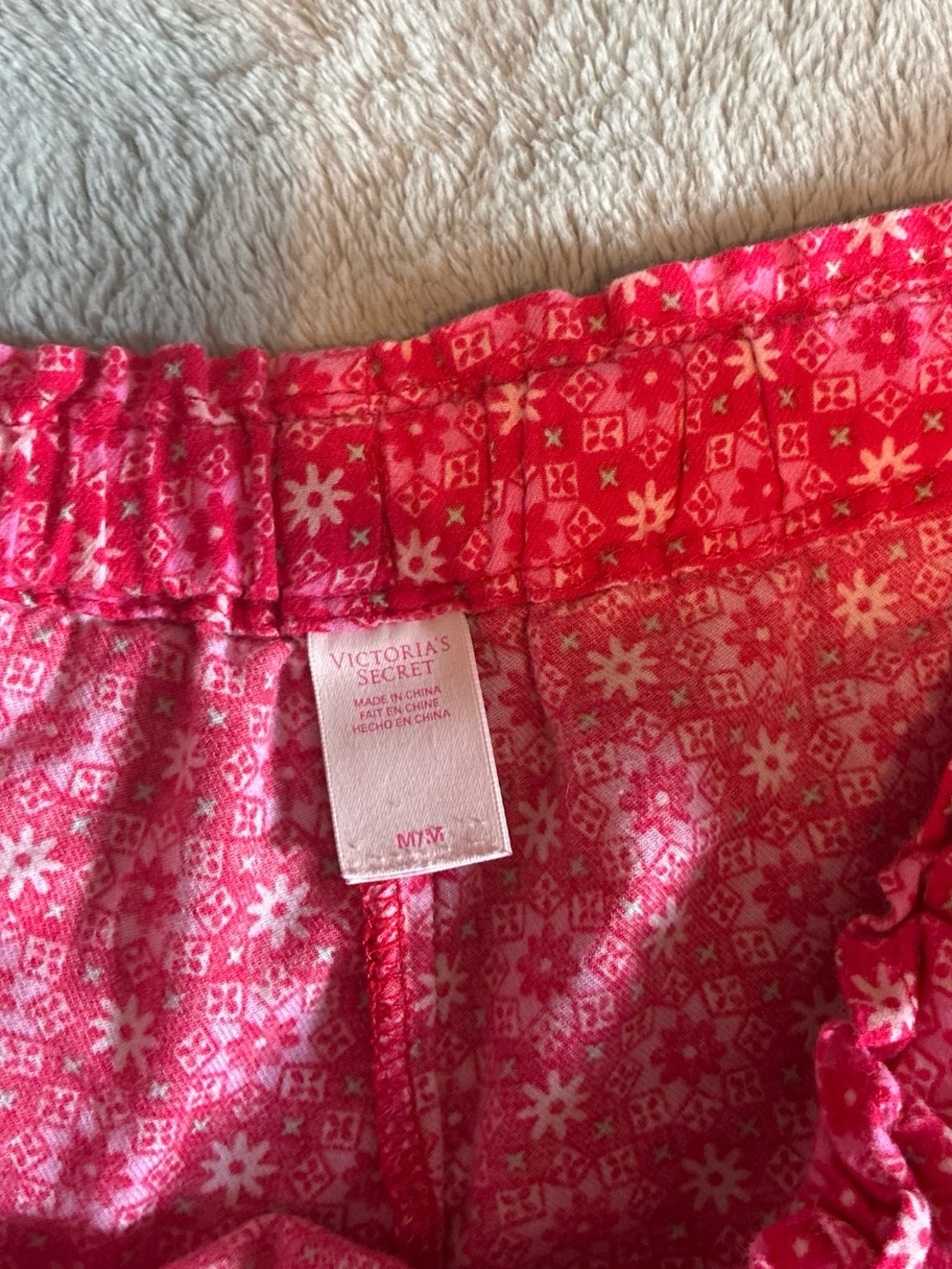 Victoria's Secret Hot Pink Printed Pajama Set - Picture 4 of 5